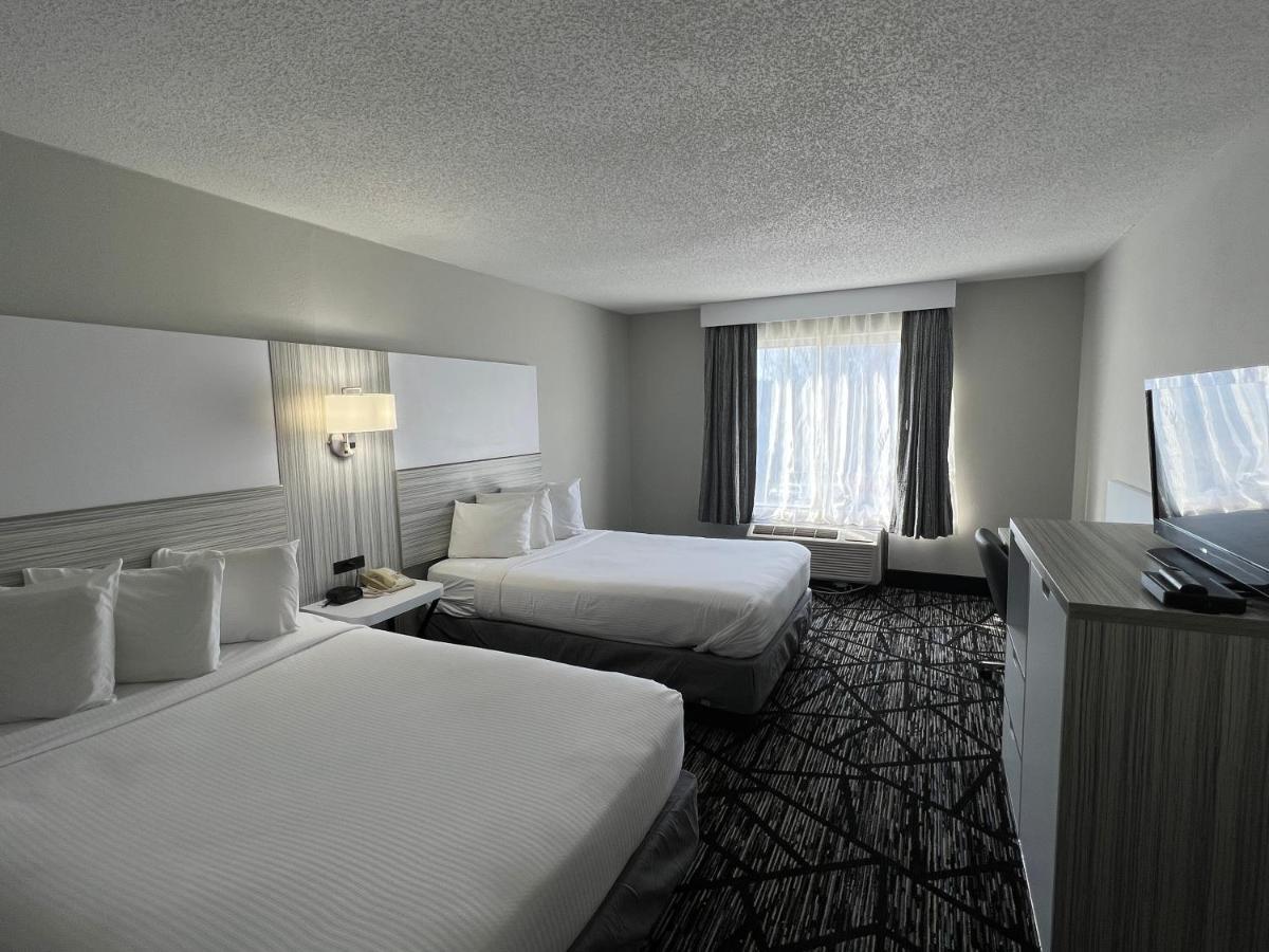 Baymont By Wyndham Peoria Hotel Exterior foto