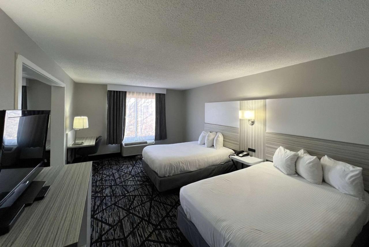 Baymont By Wyndham Peoria Hotel Exterior foto